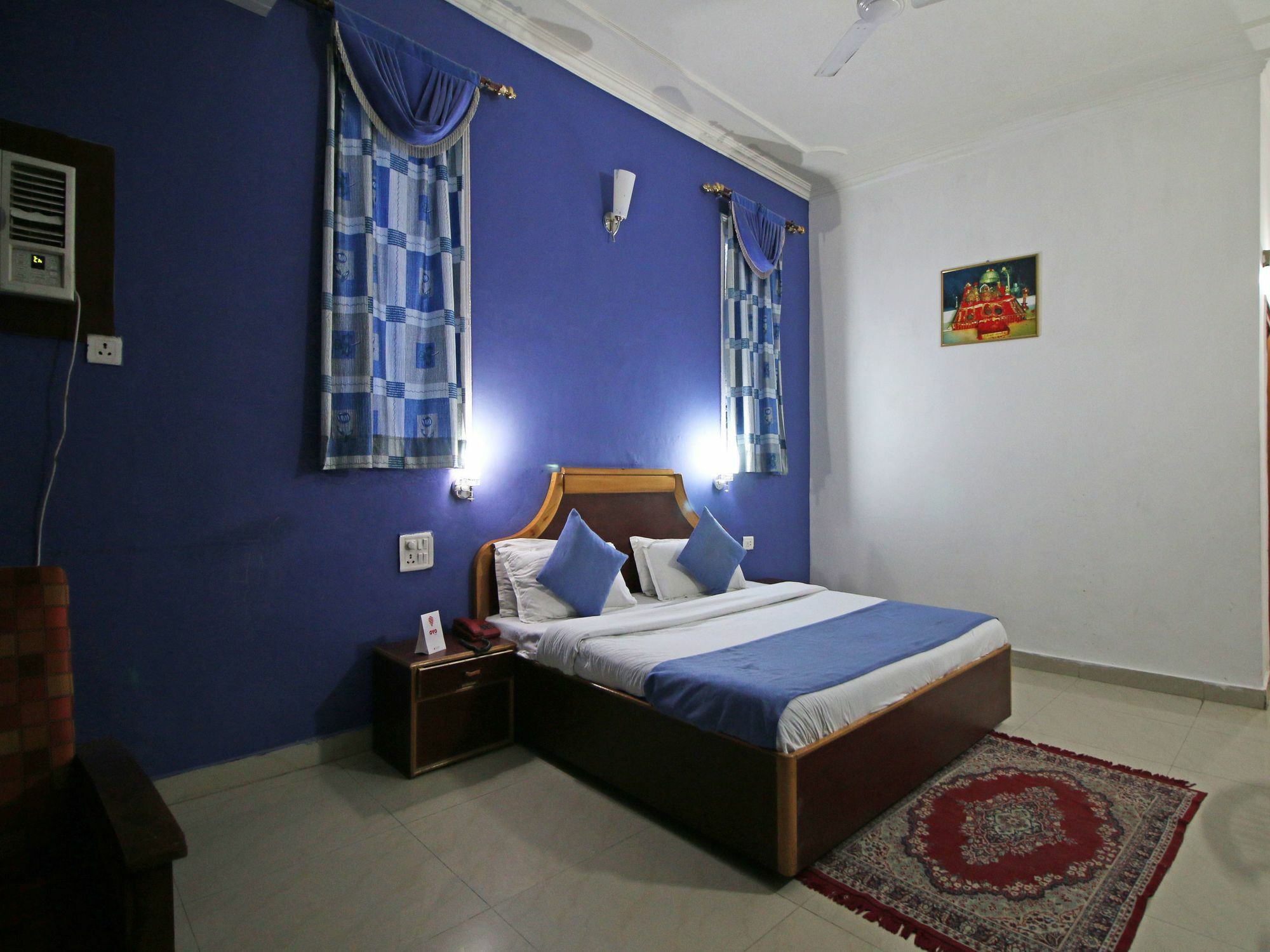 Oyo 5667 Katra Continental Hotel ภายนอก รูปภาพ